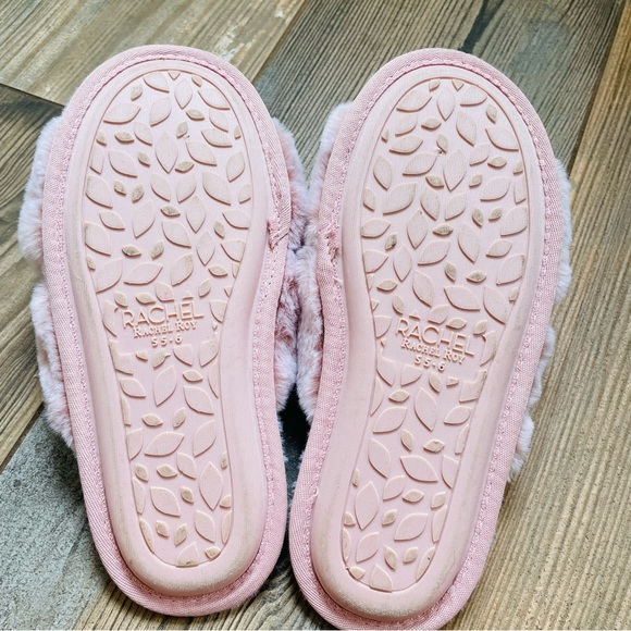 Rachel Roy pink fluffy slippers, SZ S (5-6) - Picture 4 of 4